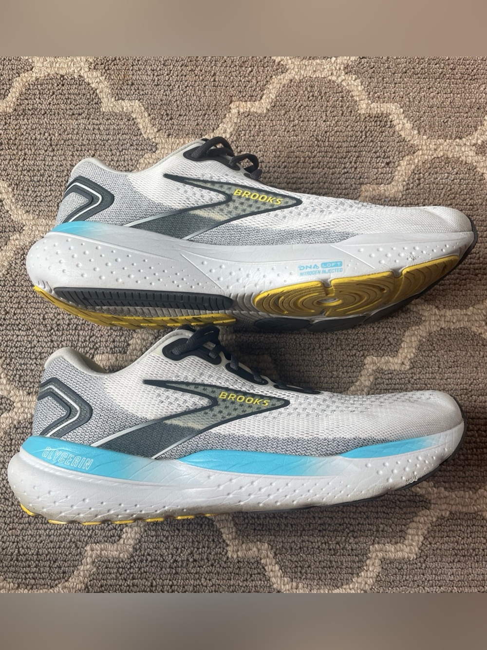 Brooks Glycerin 21 - Picture 2 of 6